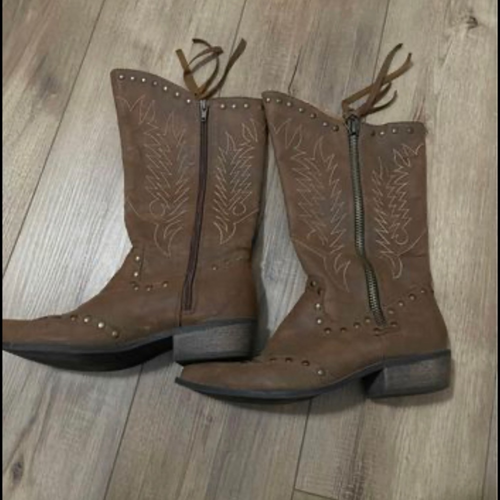 Brown Cowgirl Boots